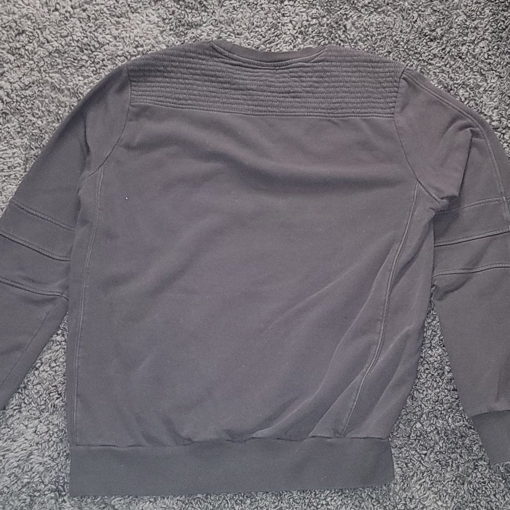 Sweater - Picture 2 of 2